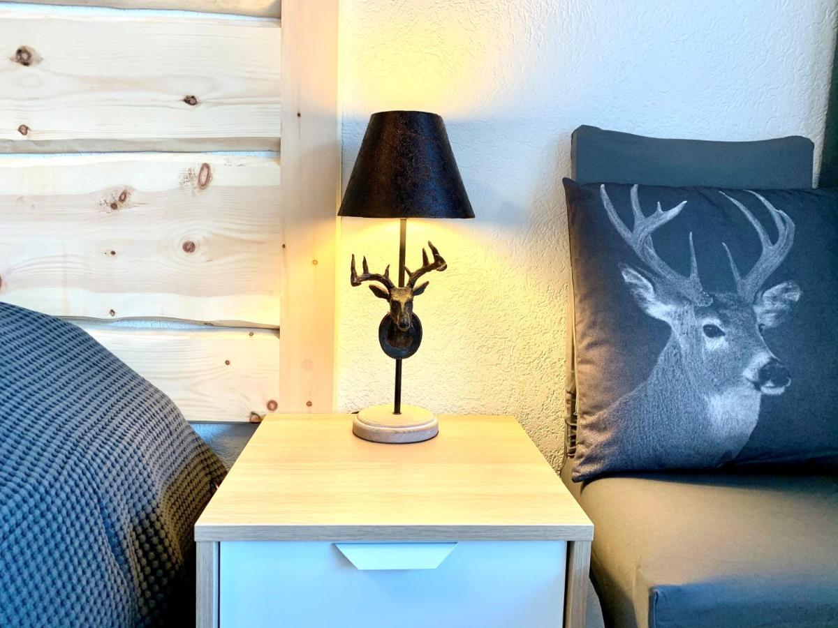 Holiday Apartment Bolgen - Close To Everything! Bolgen, Jakobshorn, Bus Stop, Train Station, Supermarket, Ski School, Ski Rentals, Restaurants And More! Davos Kültér fotó