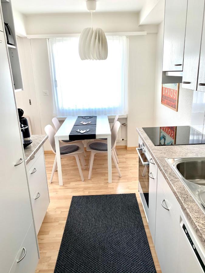 Holiday Apartment Bolgen - Close To Everything! Bolgen, Jakobshorn, Bus Stop, Train Station, Supermarket, Ski School, Ski Rentals, Restaurants And More! Davos Kültér fotó