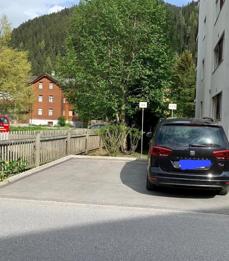Holiday Apartment Bolgen - Close To Everything! Bolgen, Jakobshorn, Bus Stop, Train Station, Supermarket, Ski School, Ski Rentals, Restaurants And More! Davos Kültér fotó